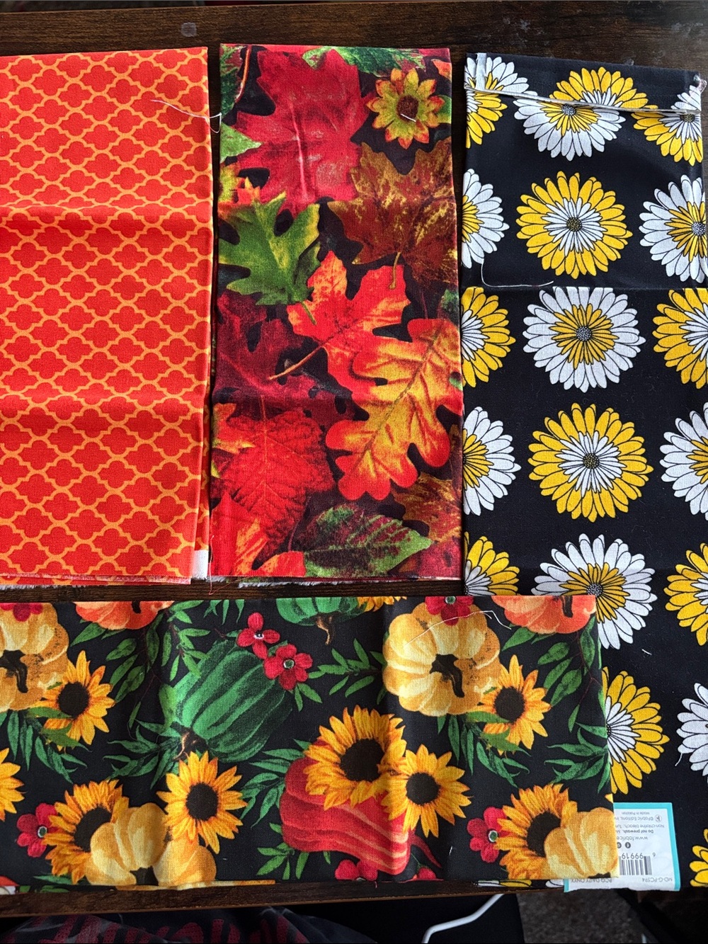 Fabric - Picture 3 of 4